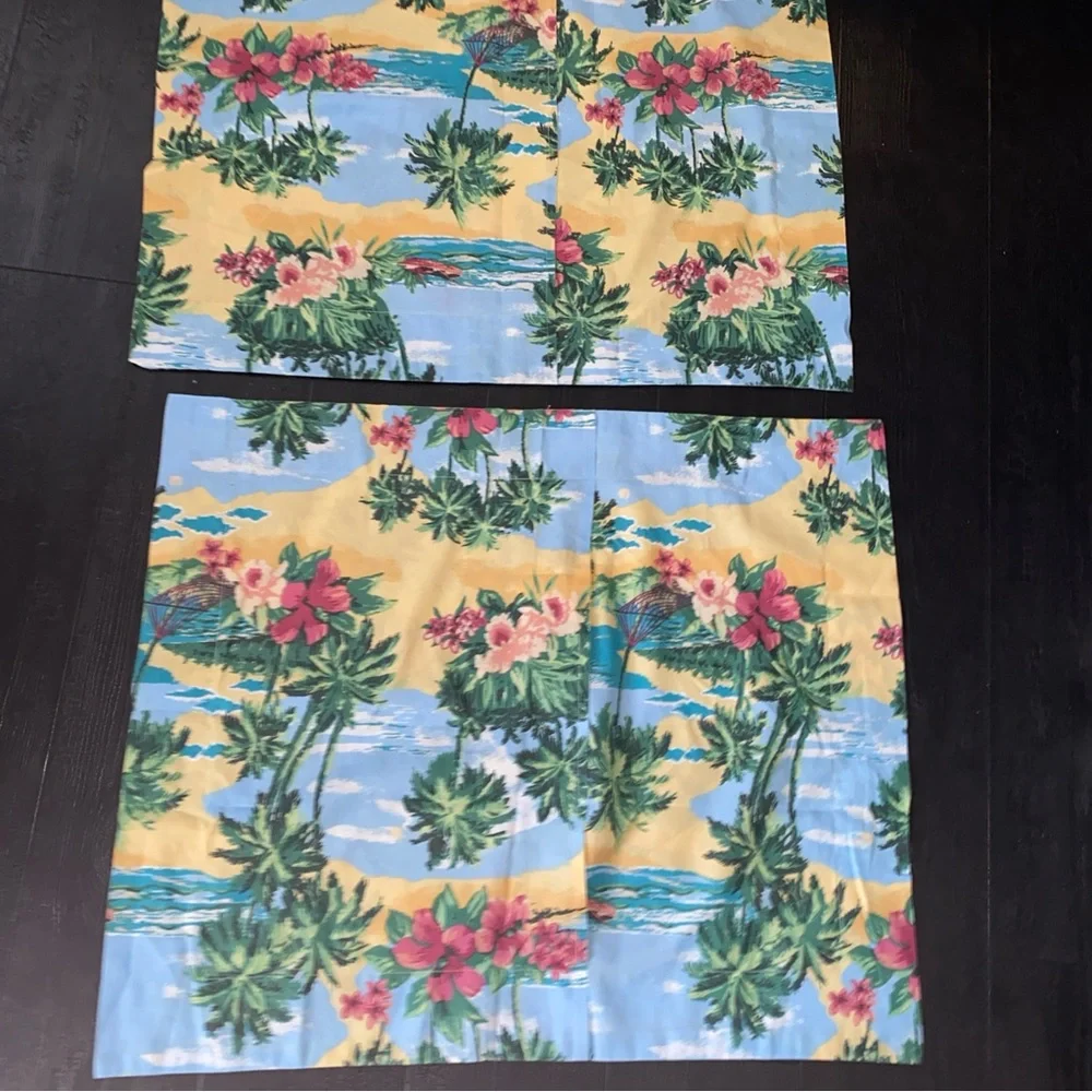 DAN RIVER Vintage Tropical‎ Beach Palm Island Floral STANDARD Pillow Shams Set 2